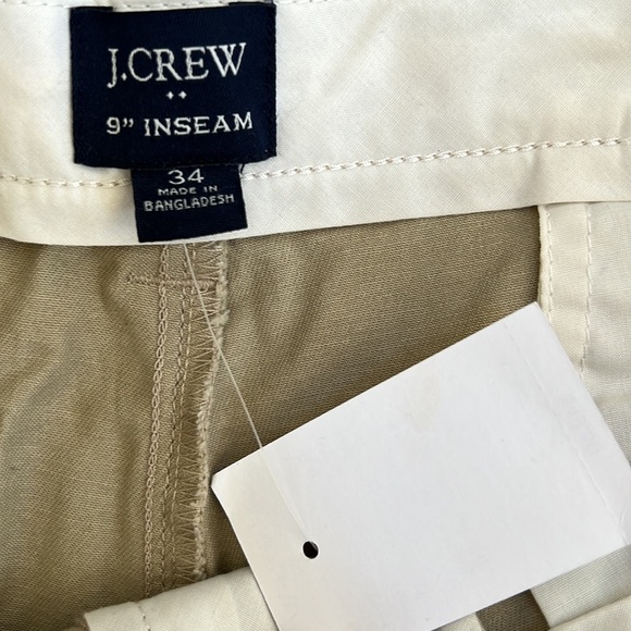 New! J.Crew factory mens SZ 34, khaki shorts with palm trees. - Picture 2 of 7
